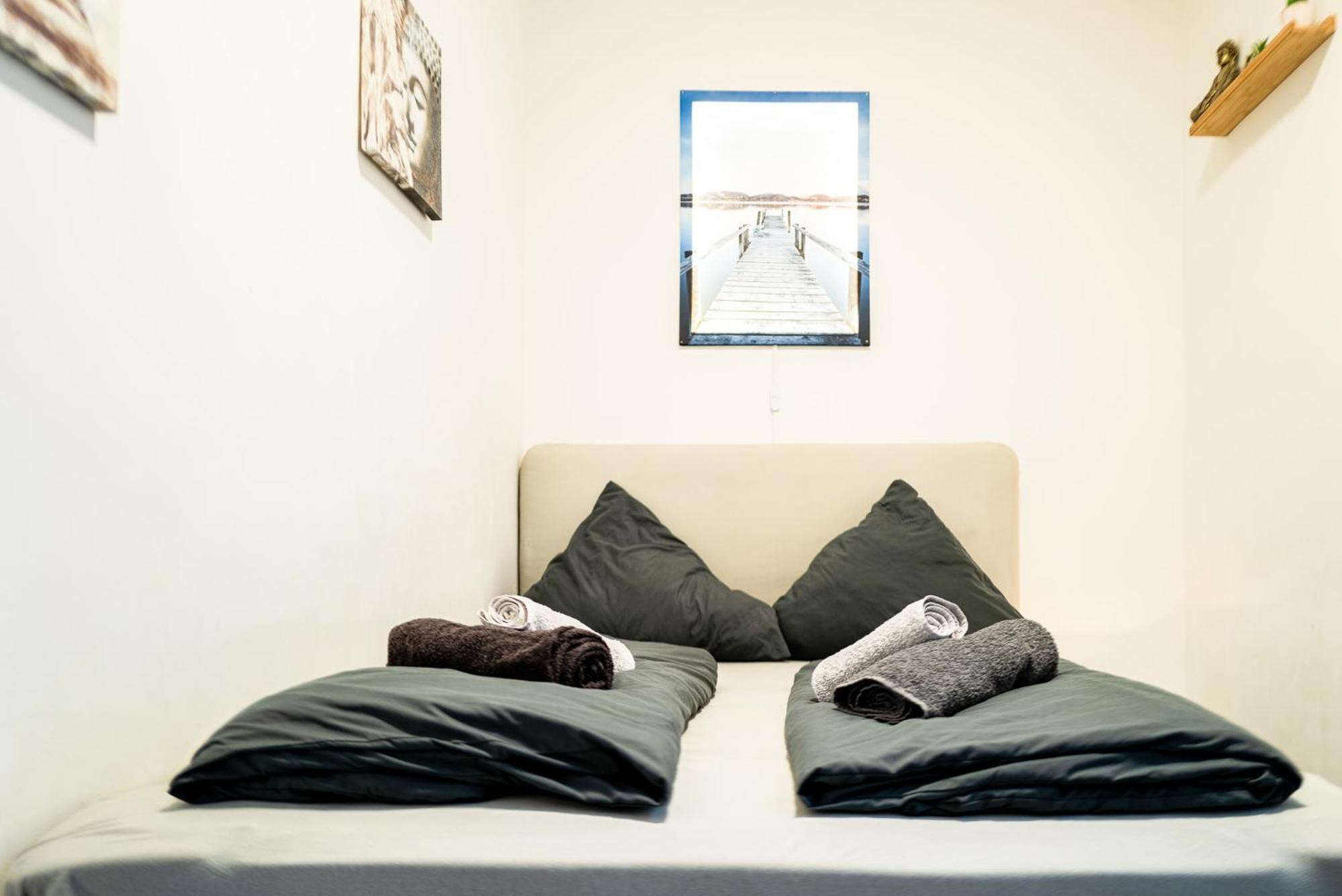 #221 Moderne City Wohnung Im Herzen Von นอยส์ ภายนอก รูปภาพ